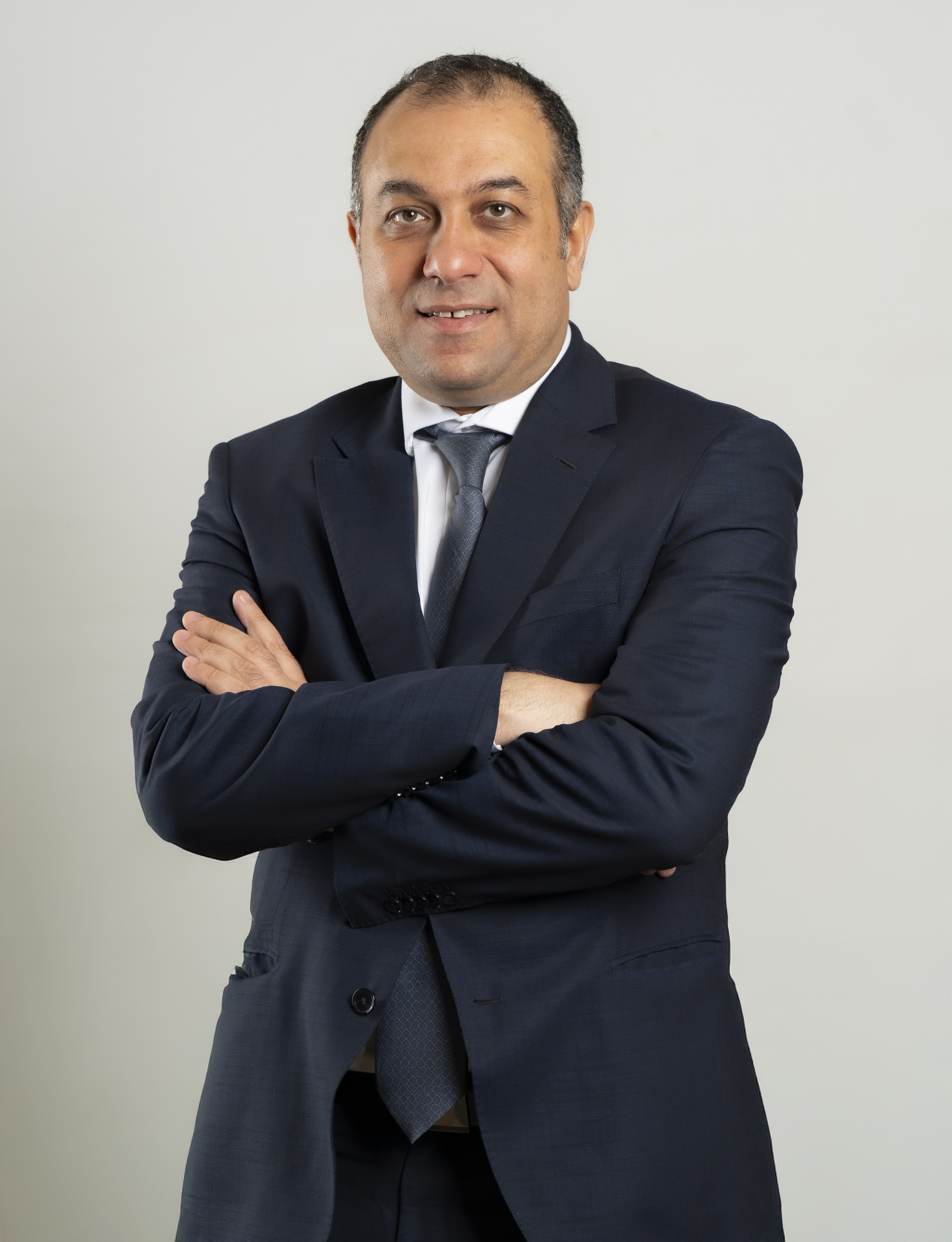 السيد تامر سيف